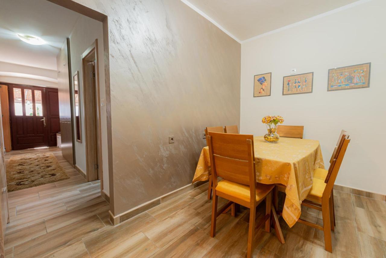 Sea Front 171 Apartment Kotor Ngoại thất bức ảnh