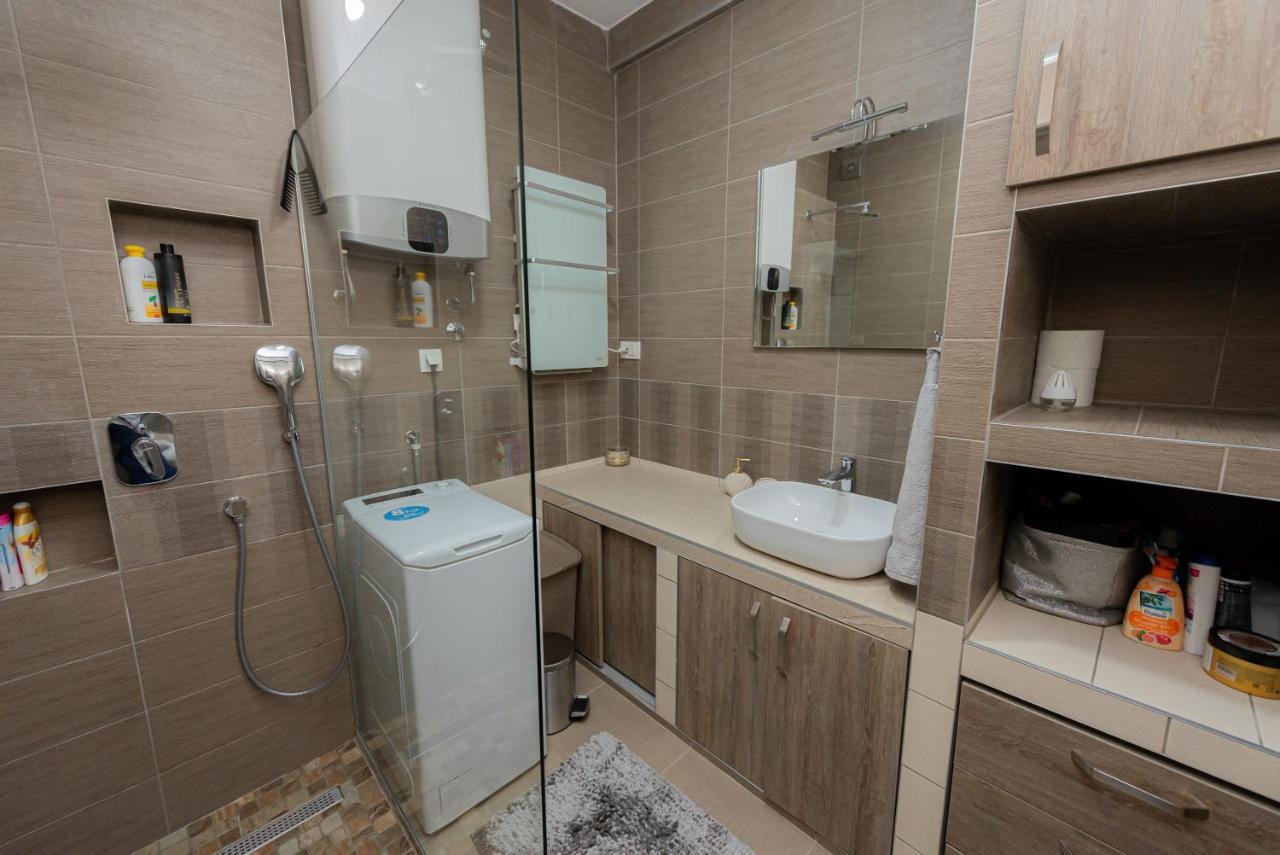Sea Front 171 Apartment Kotor Ngoại thất bức ảnh