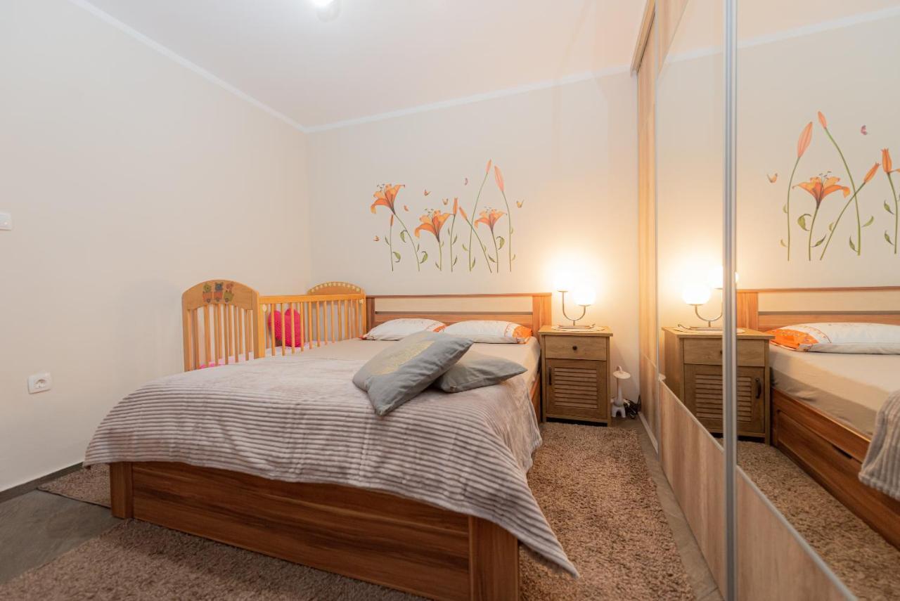 Sea Front 171 Apartment Kotor Ngoại thất bức ảnh