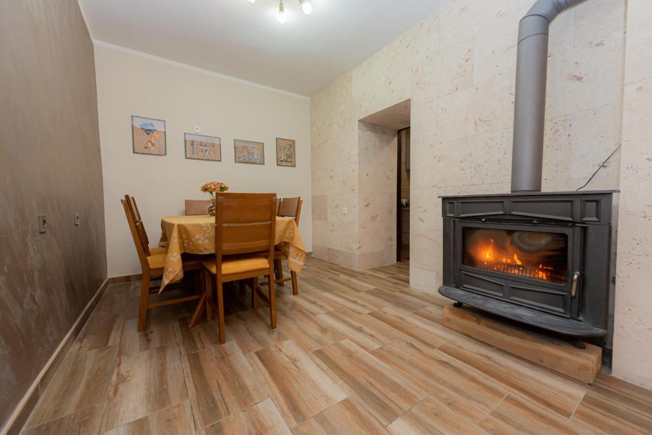 Sea Front 171 Apartment Kotor Ngoại thất bức ảnh