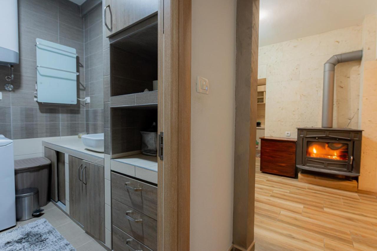 Sea Front 171 Apartment Kotor Ngoại thất bức ảnh